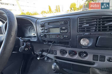 Грузопассажирский фургон Ford Transit 2000 в 
