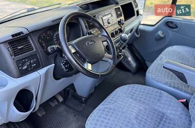 Грузовой фургон Ford Transit 2011 в 