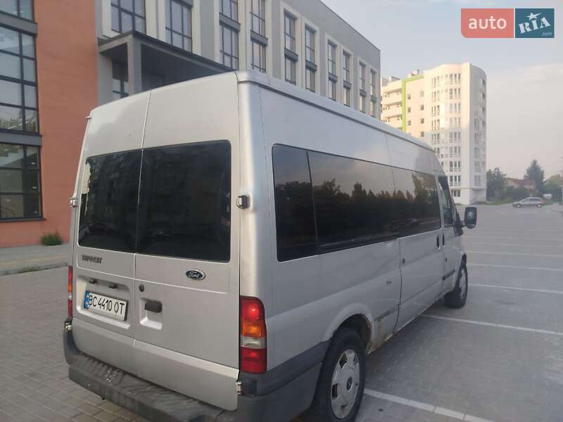 Вантажопасажирський фургон Ford Transit 2005 в Львові