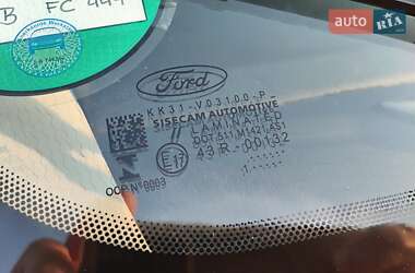 Грузовой фургон Ford Transit 2021 в 