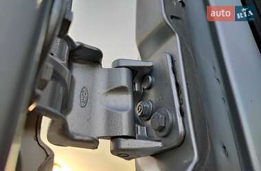 Грузовой фургон Ford Transit 2021 в 