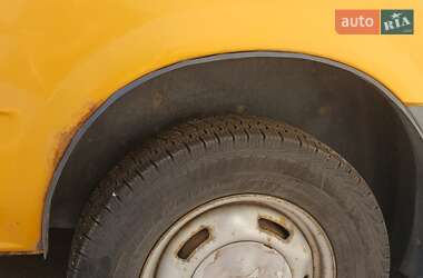 Вантажний фургон Ford Transit 2005 в 