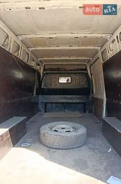 Вантажний фургон Ford Transit 2004 в 