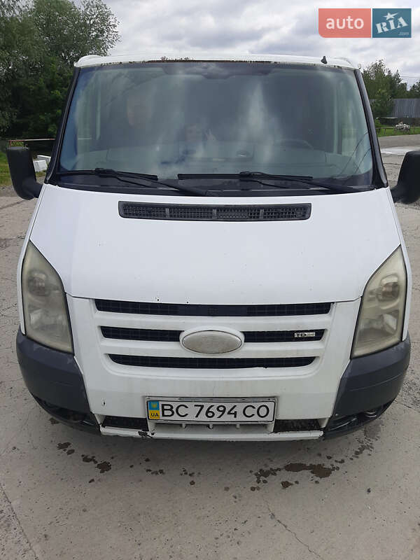 Вантажний фургон Ford Transit 2007 в Львові