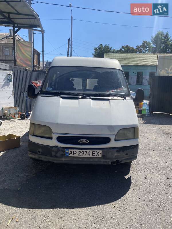 Вантажний фургон Ford Transit 1999 в 