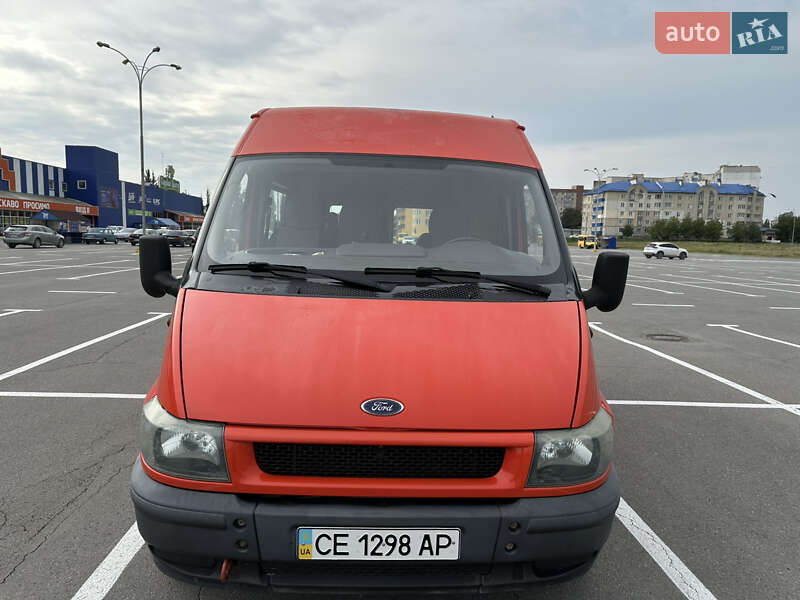 Грузовой фургон Ford Transit 2001 в 
