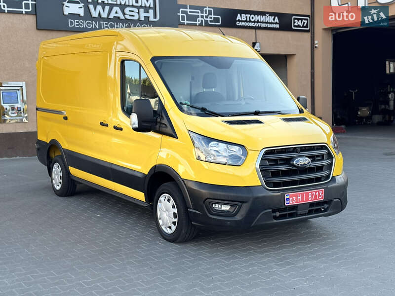 Грузовой фургон Ford Transit 2021 в Ирпене