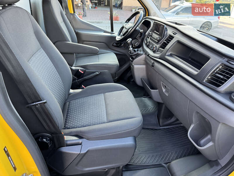 Грузовой фургон Ford Transit 2021 в Ирпене