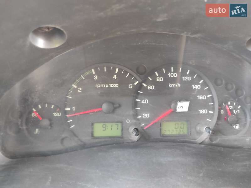 Вантажний фургон Ford Transit 2005 в Верхньодніпровську фото 2 Вантажний фургон Ford Transit 2005 в Верхньодніпровську