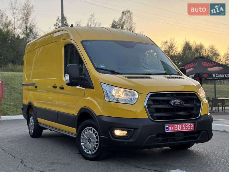 Грузовой фургон Ford Transit 2020 в Ирпене