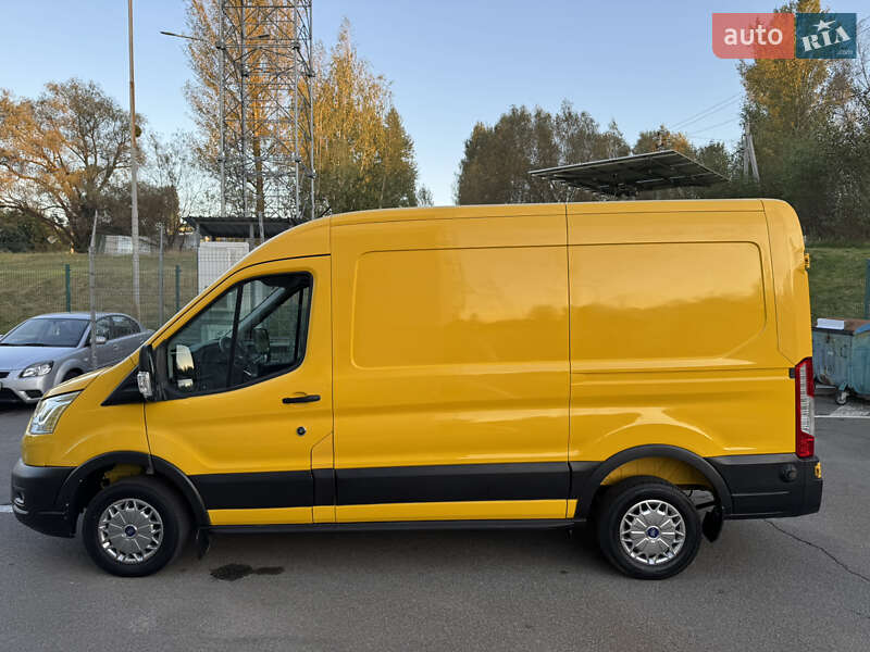 Грузовой фургон Ford Transit 2020 в Ирпене