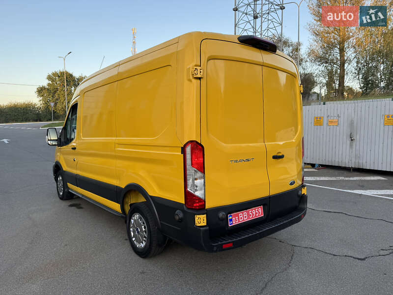 Грузовой фургон Ford Transit 2020 в Ирпене