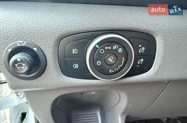 Грузовой фургон Ford Transit 2021 в 
