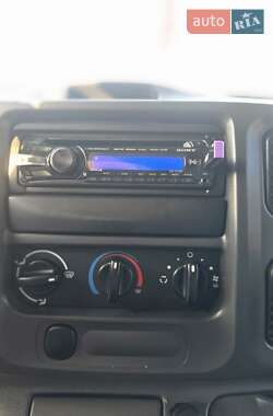 Вантажопасажирський фургон Ford Transit 2005 в 