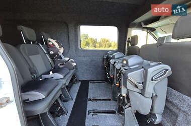 Вантажопасажирський фургон Ford Transit 2017 в Львові