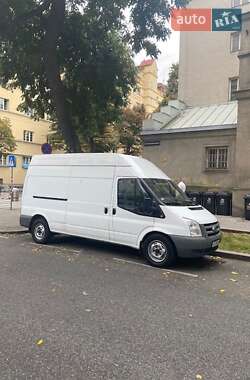 Грузовой фургон Ford Transit 2008 в 