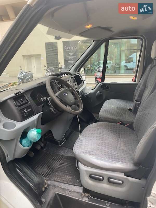 Вантажний фургон Ford Transit 2008 в Києві