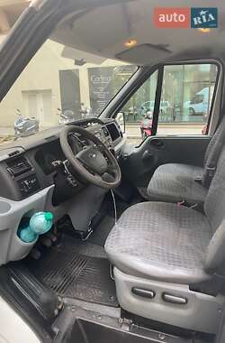 Грузовой фургон Ford Transit 2008 в 