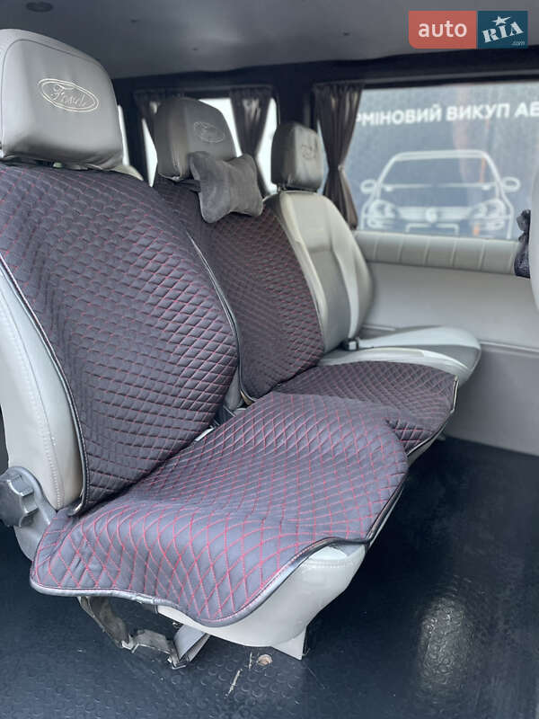 Вантажопасажирський фургон Ford Transit 2008 в Києві