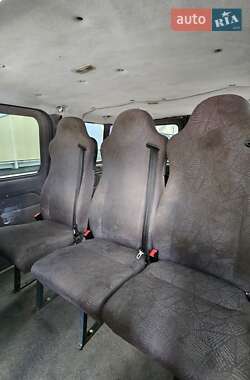 Вантажопасажирський фургон Ford Transit 2002 в 