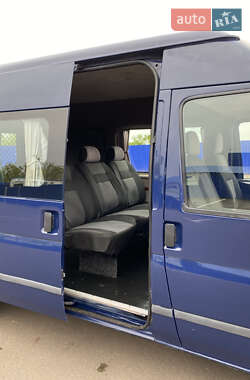 Микроавтобус Ford Transit 2005 в 