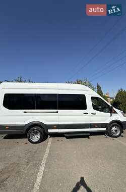 Микроавтобус Ford Transit 2017 в 