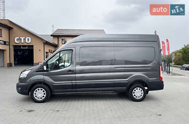 Грузовой фургон Ford Transit 2022 в 