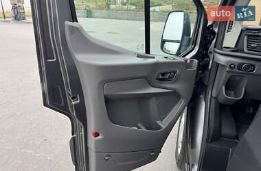 Грузовой фургон Ford Transit 2022 в 