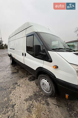 Грузовой фургон Ford Transit 2012 в 