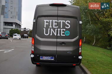 Вантажний фургон Ford Transit 2020 в 