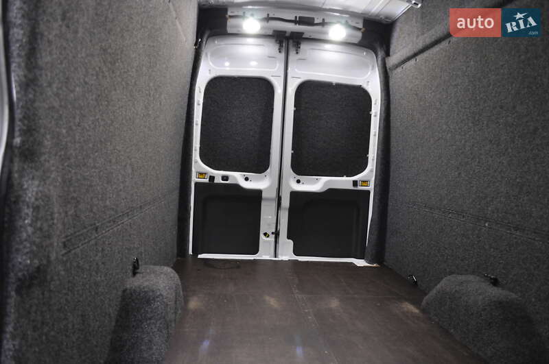 Грузовой фургон Ford Transit 2020 в Киеве фото 97 Грузовой фургон Ford Transit 2020 в Киеве