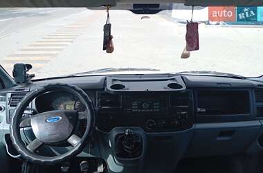 Грузовой фургон Ford Transit 2007 в 