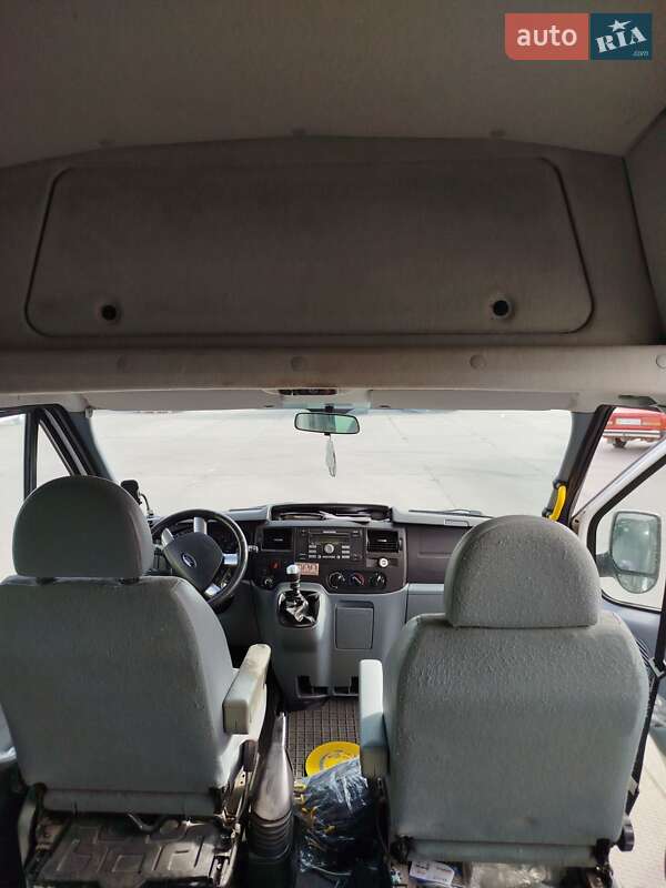 Микроавтобус Ford Transit 2012 в Львове