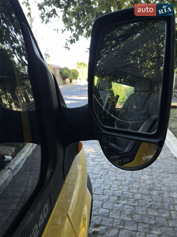 Мікроавтобус вантажний (до 3,5т) Ford Transit 2005 в Чернівцях