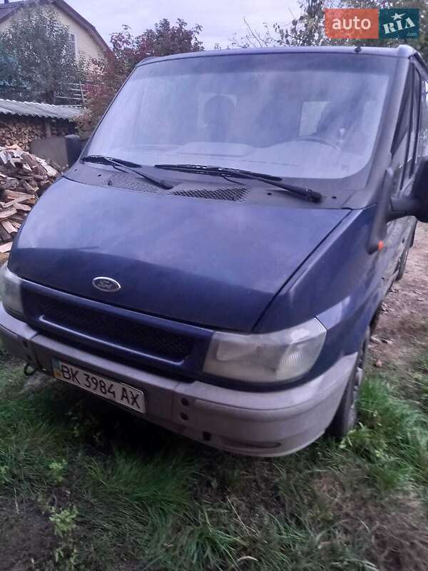 Грузопассажирский фургон Ford Transit 2003 в Сосновом
