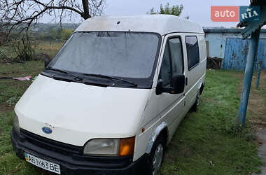 Вантажний фургон Ford Transit 1993 в Сараті