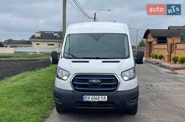 Вантажний фургон Ford Transit 2022 в 