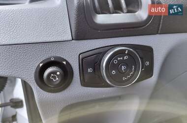 Грузовой фургон Ford Transit 2019 в 
