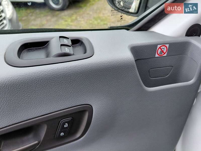 Вантажний фургон Ford Transit 2019 в Івано-Франківську