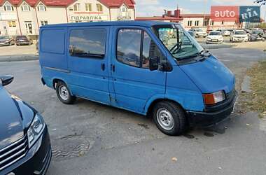 Грузопассажирский фургон Ford Transit 1988 в 