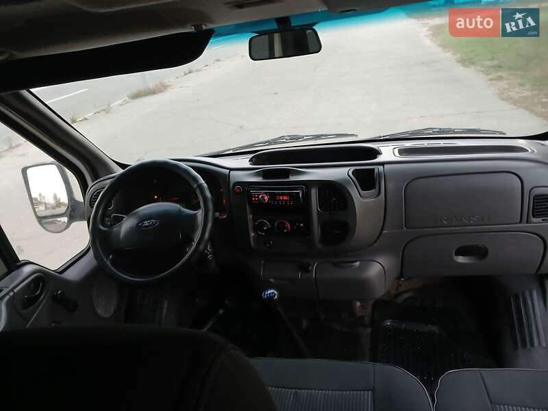 Микроавтобус Ford Transit 2005 в Киеве