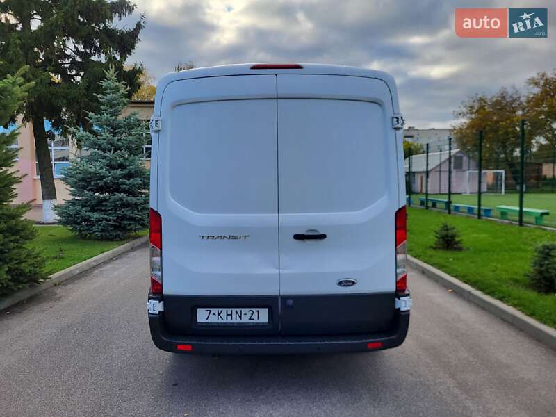 Грузовой фургон Ford Transit 2017 в Виннице