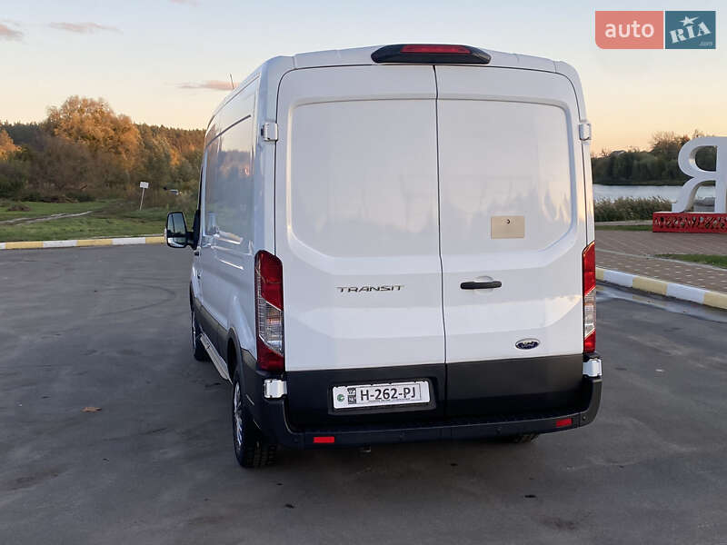 Вантажний фургон Ford Transit 2020 в Ірпені