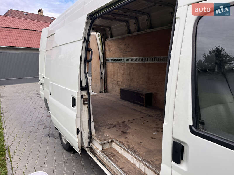 Вантажний фургон Ford Transit 2004 в Чернівцях фото 12 Вантажний фургон Ford Transit 2004 в Чернівцях