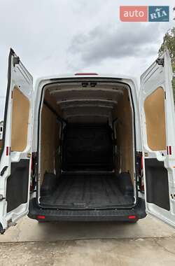 Микроавтобус грузовой (до 3,5т) Ford Transit 2016 в  фото 9 Микроавтобус грузовой (до 3,5т) Ford Transit 2016 в