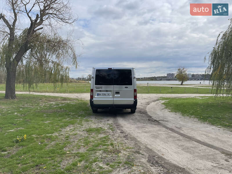 Грузовой фургон Ford Transit 2008 в Николаеве
