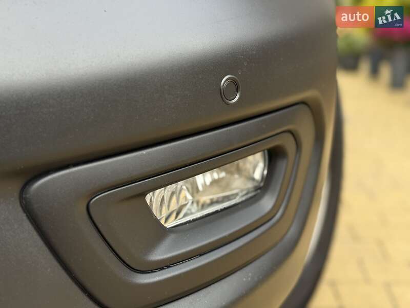 Вантажний фургон Ford Transit 2021 в Радивиліві