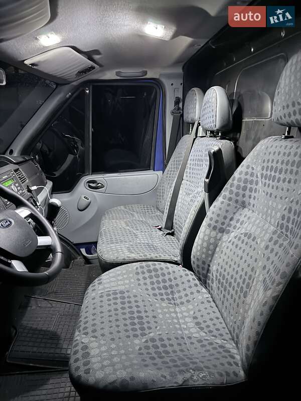 Грузовой фургон Ford Transit 2007 в Днепре фото 14 Грузовой фургон Ford Transit 2007 в Днепре