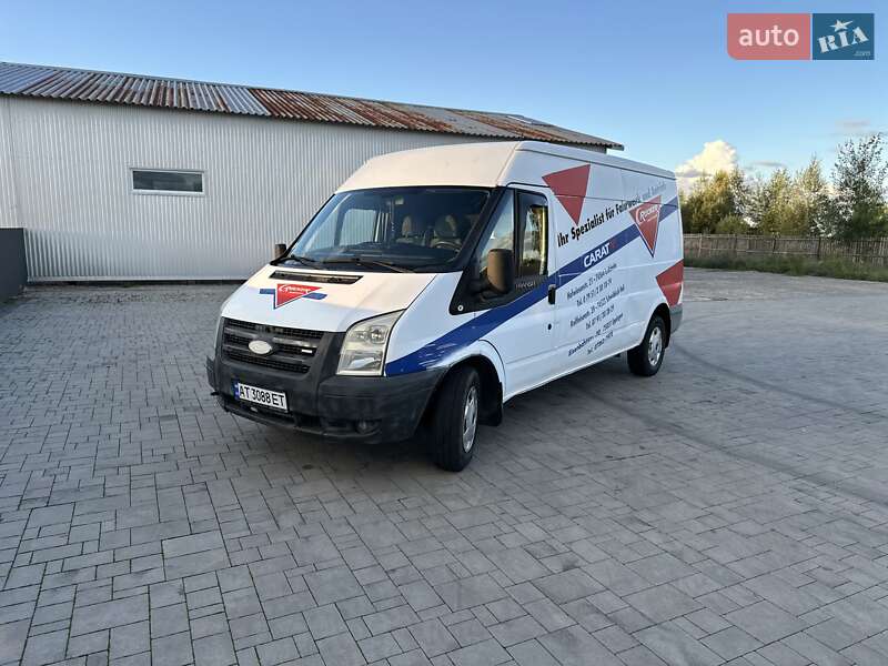 Вантажний фургон Ford Transit 2006 в Калуші