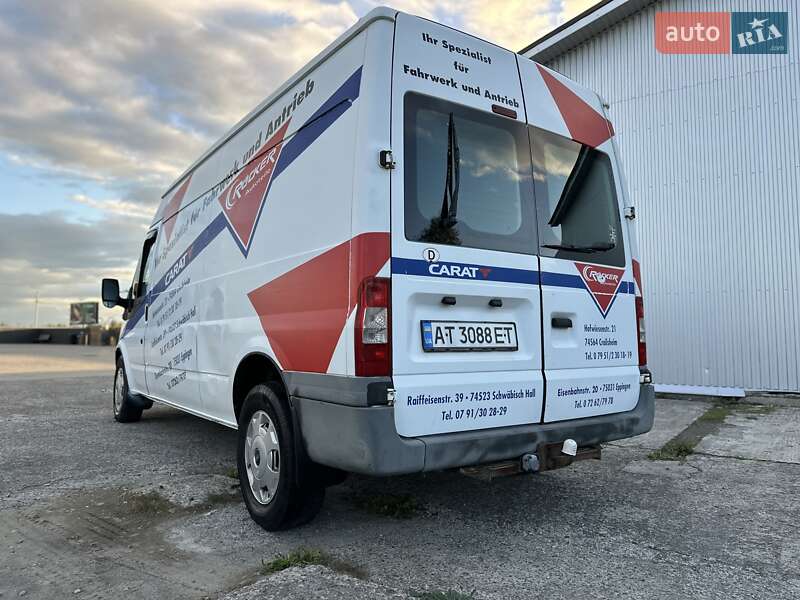 Вантажний фургон Ford Transit 2006 в Калуші
